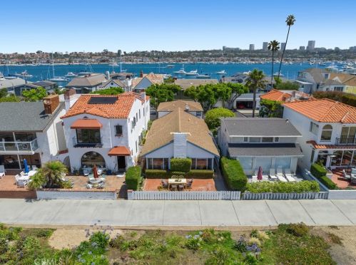 1307 Balboa Blvd, Newport Beach, CA 92661-1421