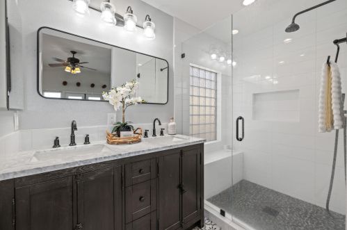 54450 Avenida Alvarado, La Quinta CA  92253-3690 exterior
