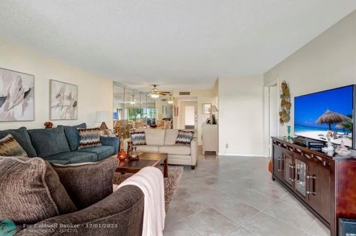 284 Capri F, Delray Beach, FL 33484-5159