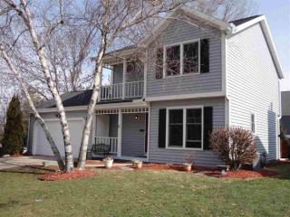 17 Stonehedge Ct, Madison, WI 53717-1654
