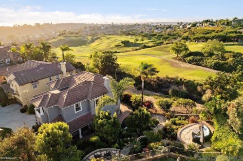 1549 Fairway Vis, Encinitas CA  92024-1295 exterior