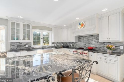 4312 Wyndemere Cir, Schnecksville PA  18078-3529 exterior