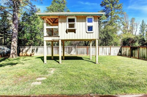 13267 Squirrel Creek Rd, Grass Valley CA 95945-4551 exterior