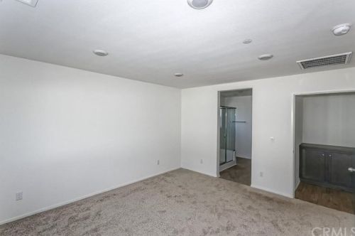 670 Bowen Rd, Perris CA  92570-3400 exterior