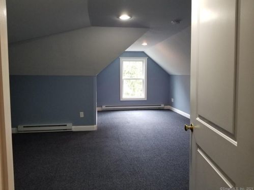 351 Matthews St, Bristol CT  06010-3400 exterior