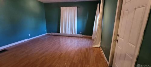 483 Miami Ave, Xenia OH  45385-5082 exterior
