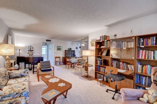 14529 Canalview Dr, Delray Beach, FL 33484-3715