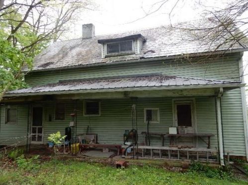 107 Pleasant St, Mount Vernon OH  43050-2511 exterior