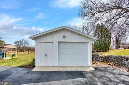 515 Spring Garden St, Carlisle PA  17013-2559 exterior