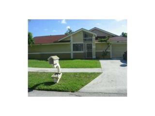 20517 9th Pl, Miami, FL 33179-1932