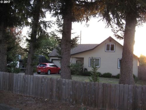 260 23rd St, Springfield, OR 97477-5107