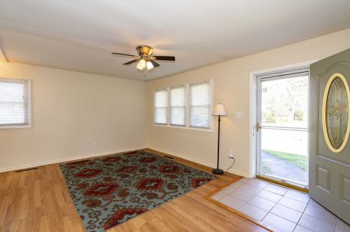 13 Peter Cooper Dr, Poughkeepsie NY  12601-1515 exterior