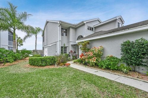 2611 Citrus Lake Dr, Naples, FL 34109-4600