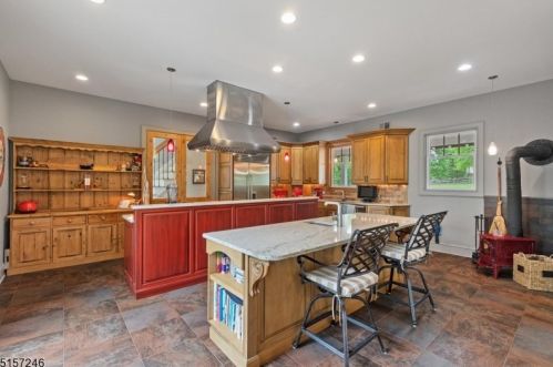 37 Van Lieus Rd, East Amwell Township NJ  08551-1314 exterior