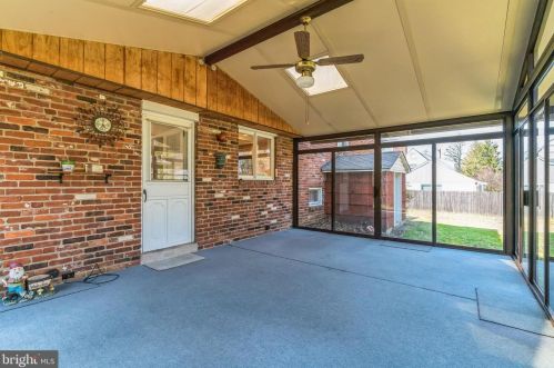 426 Brookwood Rd, Wayne, PA 19087-2308