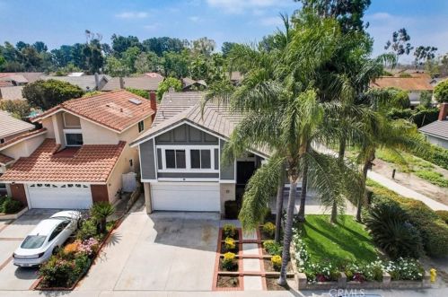 12 Christamon, Irvine CA 92620-1829 exterior