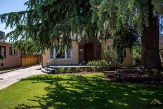 327 Pacific St, Bakersfield, CA 93305-3653