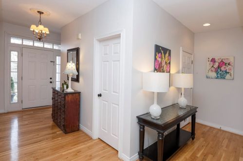 1111 Exter Dr, Covington, KY 41011-2876