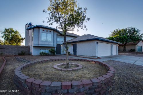 3413 Calle De La Bajada, Tucson, AZ 85746-8395