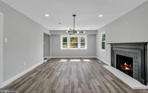 188 Tiffany Ln, Willingboro NJ  08046-3855 exterior