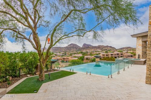 9710 Palisades Blvd, Scottsdale AZ 85268-2755 exterior