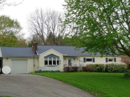 555 Mercer Rd, Greenville, PA 16125-9797