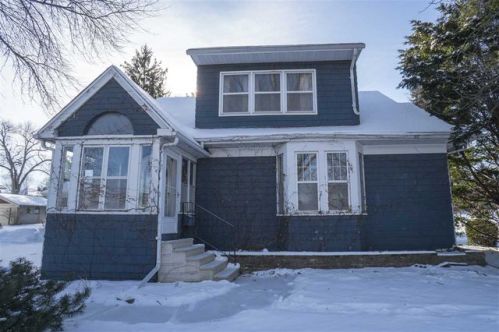535 Campbell Ave, Waterloo, IA 50701-2927
