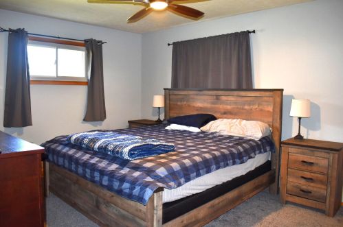 2095 Perkins Dr, Springfield OH 45505-3523 exterior