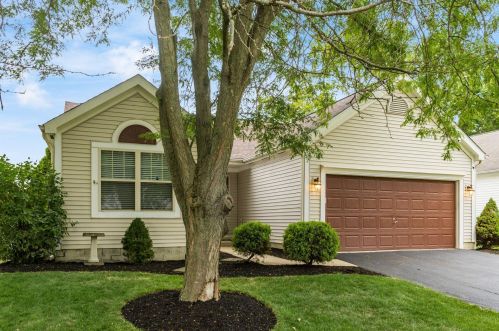 1508 Meadowlark Ln, Marysville OH  43040-8525 exterior