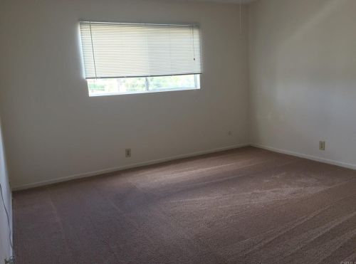 205 Candice Pl, Vista CA  92083-1941 exterior