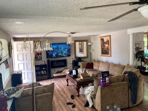 9732 Xenia St, New Port Richey, FL 34654-4119
