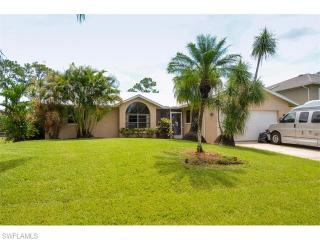 2211 Waylife Ct, Alva, FL 33920-3840