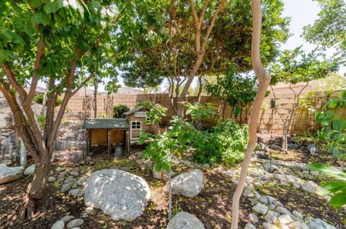 35650 Rosedown Ln, Wildomar CA  92595-7974 exterior