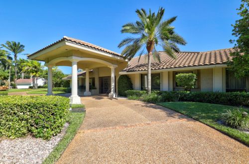 5215 Estates Dr, Delray Beach FL  33445-4385 exterior