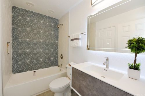 2037 Indiana St, West Covina CA  91792-2464 exterior