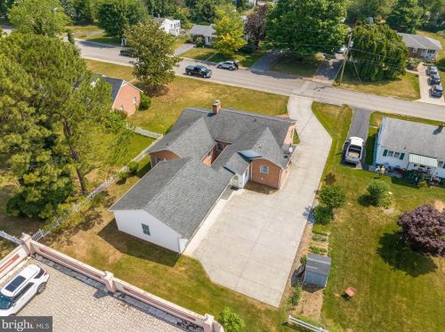 616 Seminary St, Charles Town WV  25414-1447 exterior