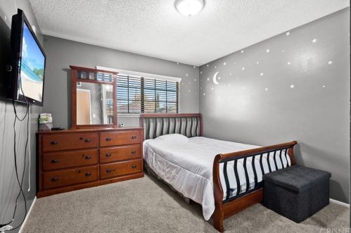 43757 Albeck Ave, Lancaster CA 93536-5746 exterior