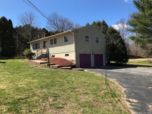 113 Old Jewett City Rd, Norwich, CT 06365-8012