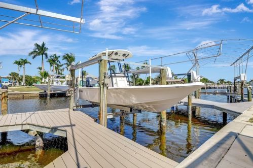 3420 1 Ave, Saint James City FL  33956-2001 exterior