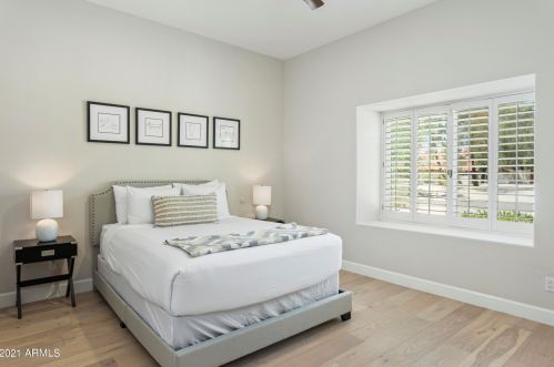 10461 Windrose Dr, Scottsdale AZ  85259-2423 exterior