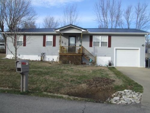 48 Adams St, Hanson, KY 42413-2100