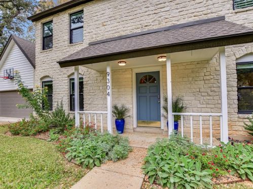 9304 Caracas Dr, Austin, TX 78733-2631