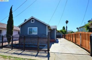 1800 101st Ave, Oakland CA  94603-3304 exterior