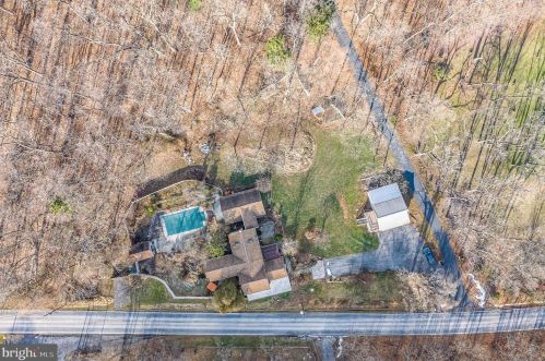 1121 Fairville Ave, Harrisburg, PA 17112-9460