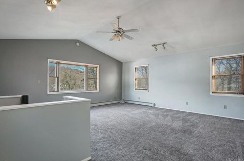 447 Clove Rd, Monroe NY  10950-4753 exterior