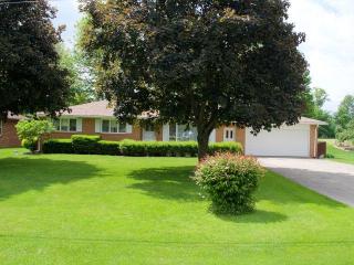 1198 Piper Rd, Mansfield, OH 44905-1356