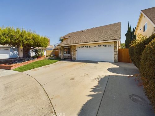 4962 Santiago Dr, Buena Park, CA 90623-1444