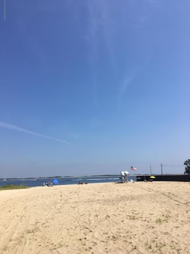 3 Beach Blvd, Monmouth Hills, NJ 07732-1401