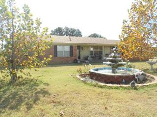 917 Cole Ln, Newport, TX 76230-7284