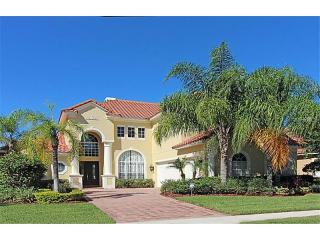 2221 Callaway Ct, Davenport, FL 33837-1733